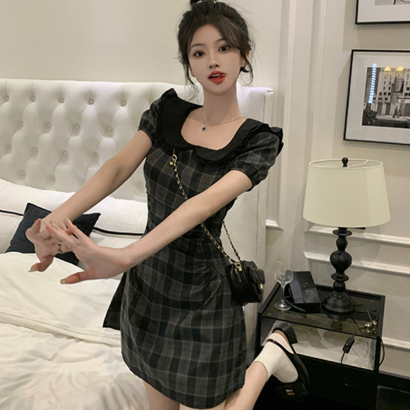 College retro square neck plaid dress for women's 2023 new summer A-line skirt LL-505