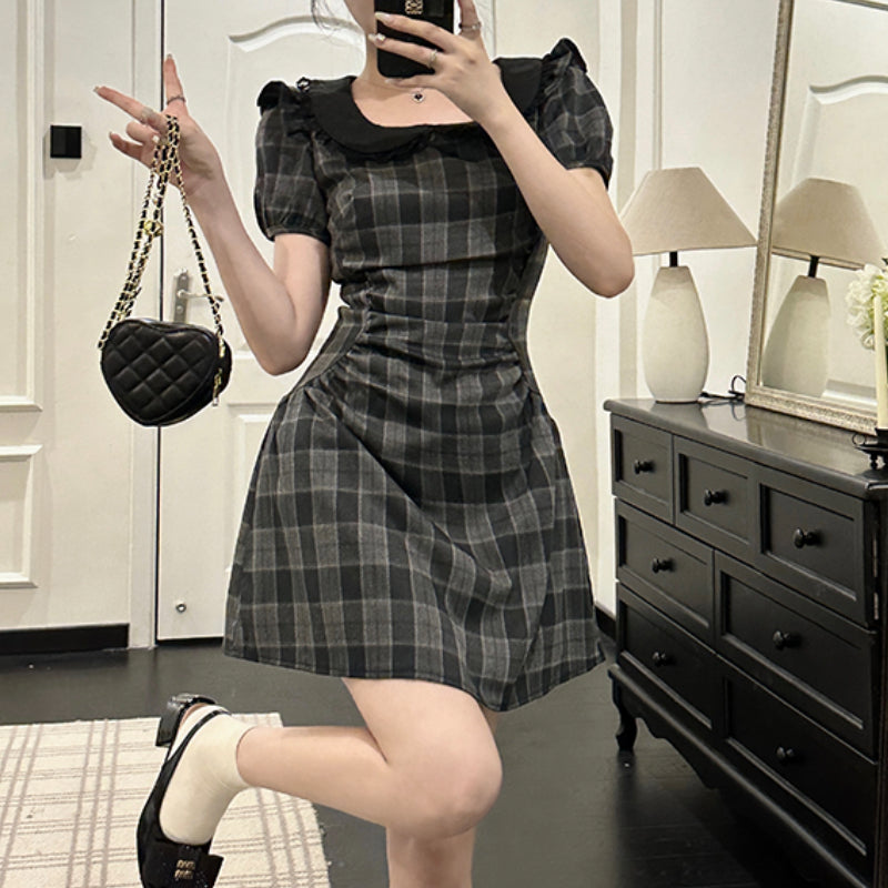 College retro square neck plaid dress for women's 2023 new summer A-line skirt LL-505