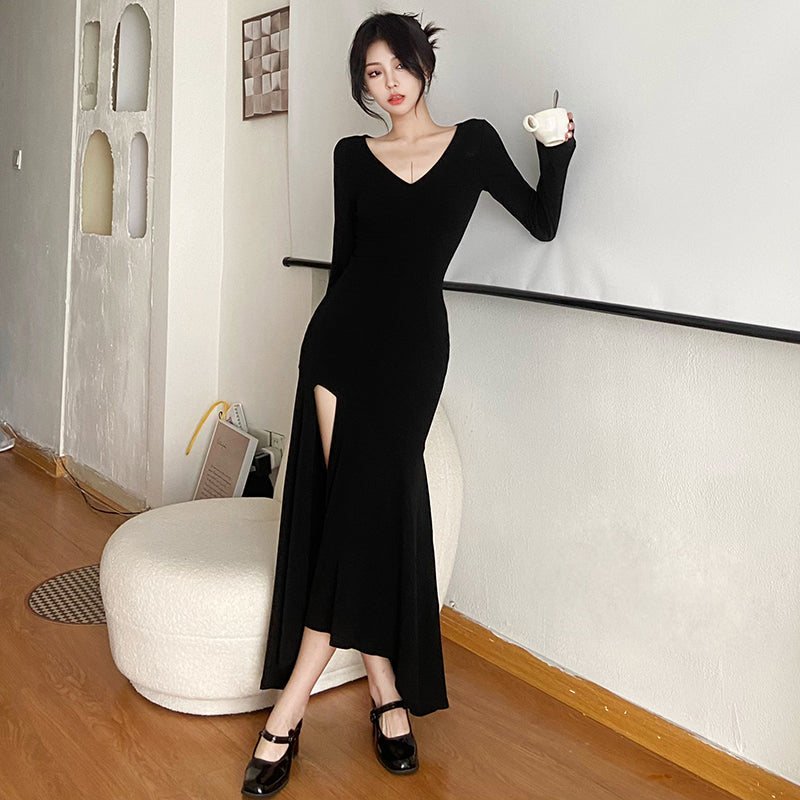 French chic temperament retro black V-neck dress female split fishtail skirt LL-560