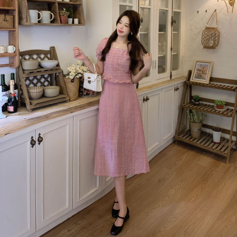 womenversion of square collar foam sleeve wooden ear top summer simple skirt color plaid two-piece suit LL-549